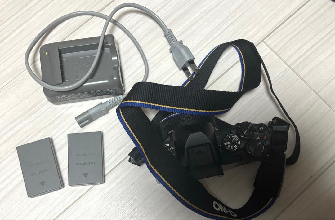 OLYMPUS オリンパスOM−D E−M10 Mark2 EZ ブラック