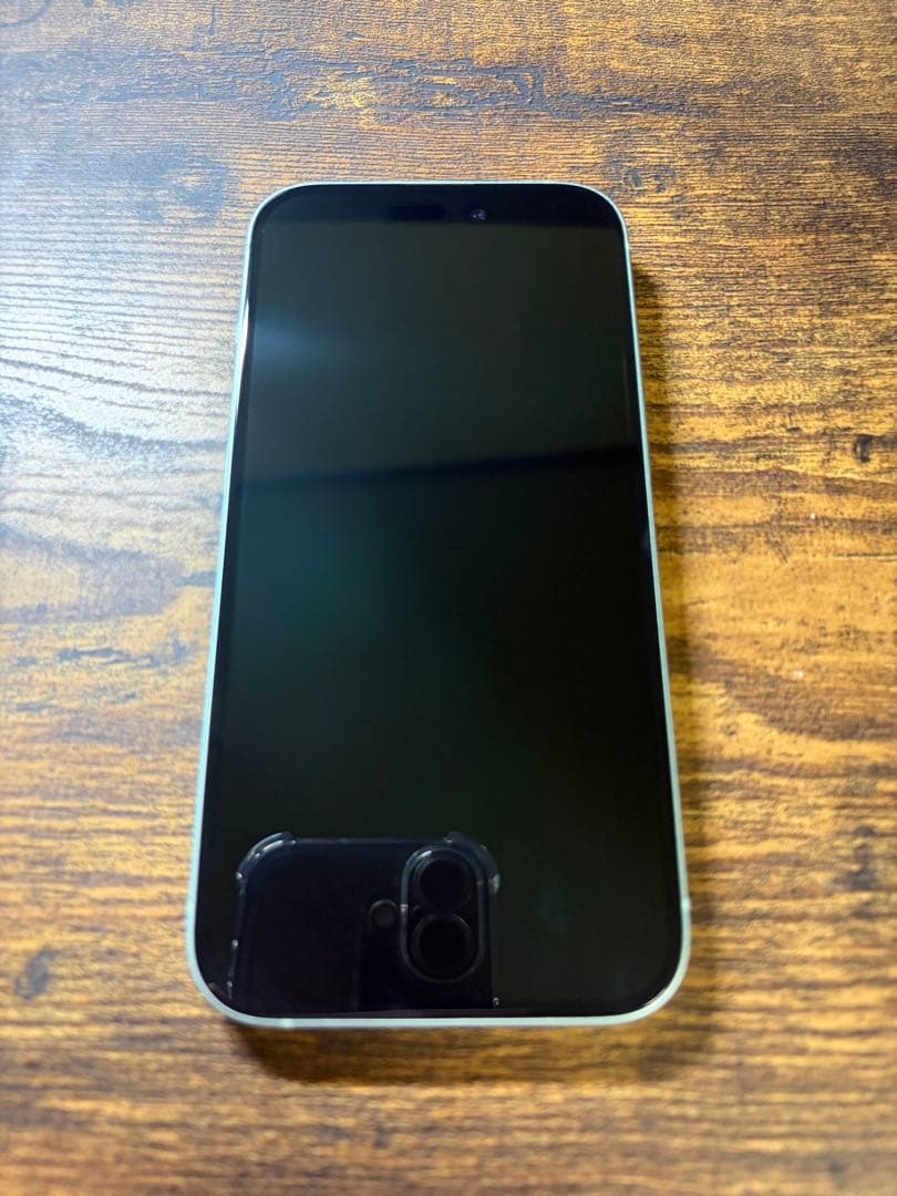 【美品】iPhone15 256GB SIMフリー