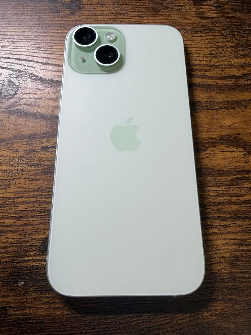 【美品】iPhone15 256GB SIMフリー