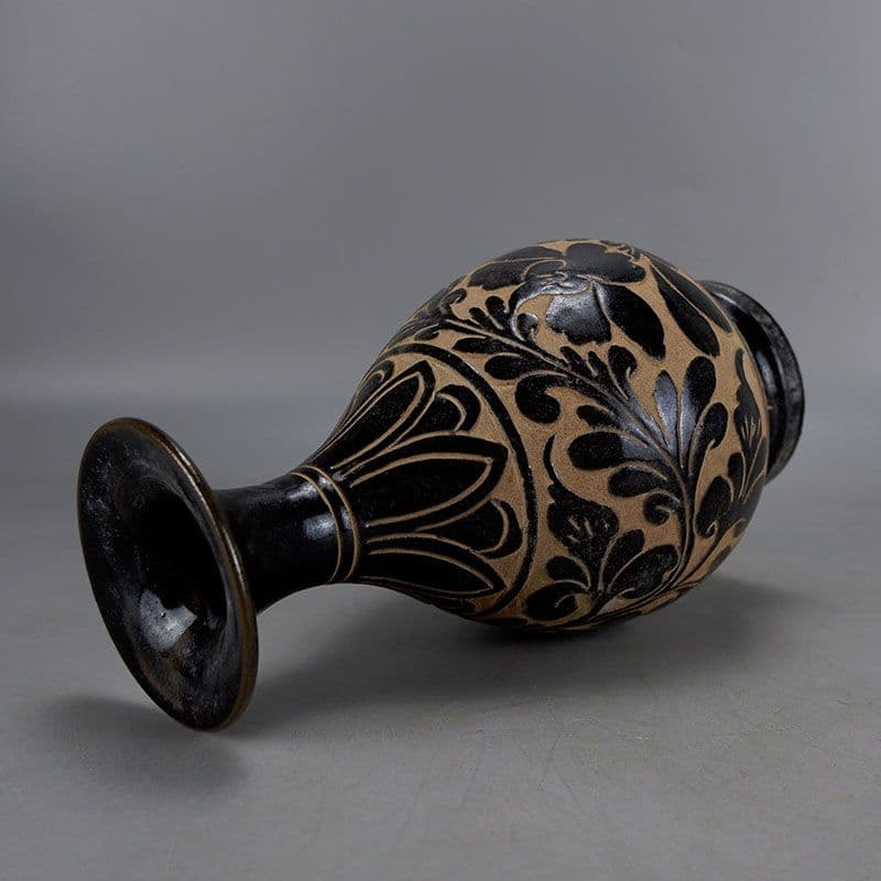 宋代磁州窯黒釉手制花玉壺春瓶 景徳鎮 陶磁器 装飾品 現代工芸品美術品 置物