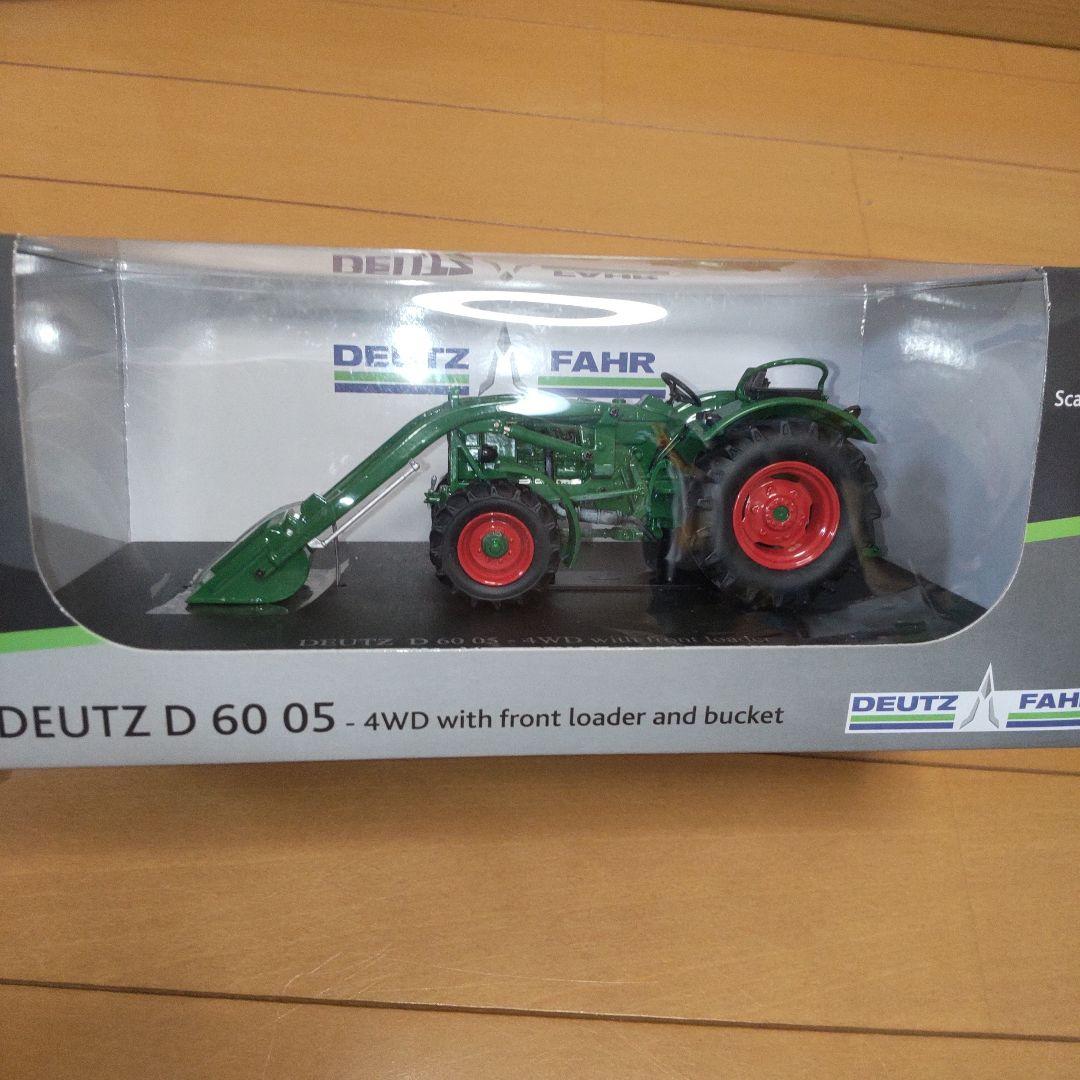 DEUTZ D60 05-4WD フロントローダ&バケット 1/32