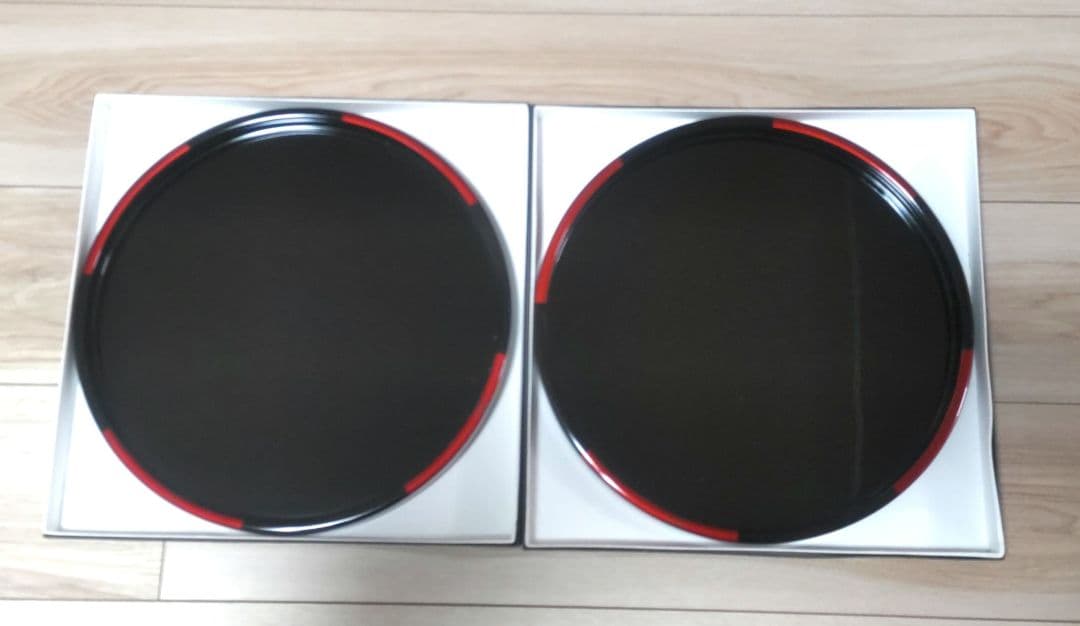 山田平安堂　丸盆　大　漆器　新品 2枚セット　正月　節句　祝　祭　クリスマス