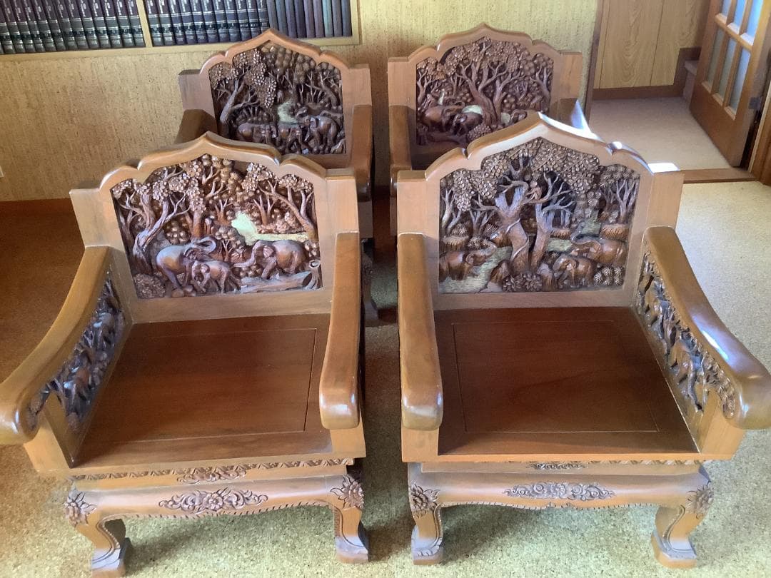 【重厚彫刻椅子】象の群れモチーフ　木製彫刻アームチェア 4脚セット 希少大型家具
