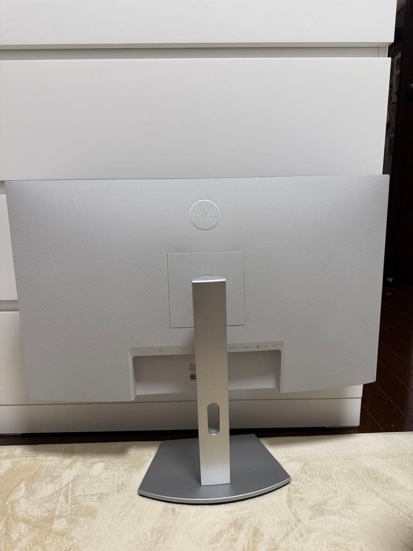 Dell S2722QC27インチ 4K スピーカー付 給電機能付き モニター