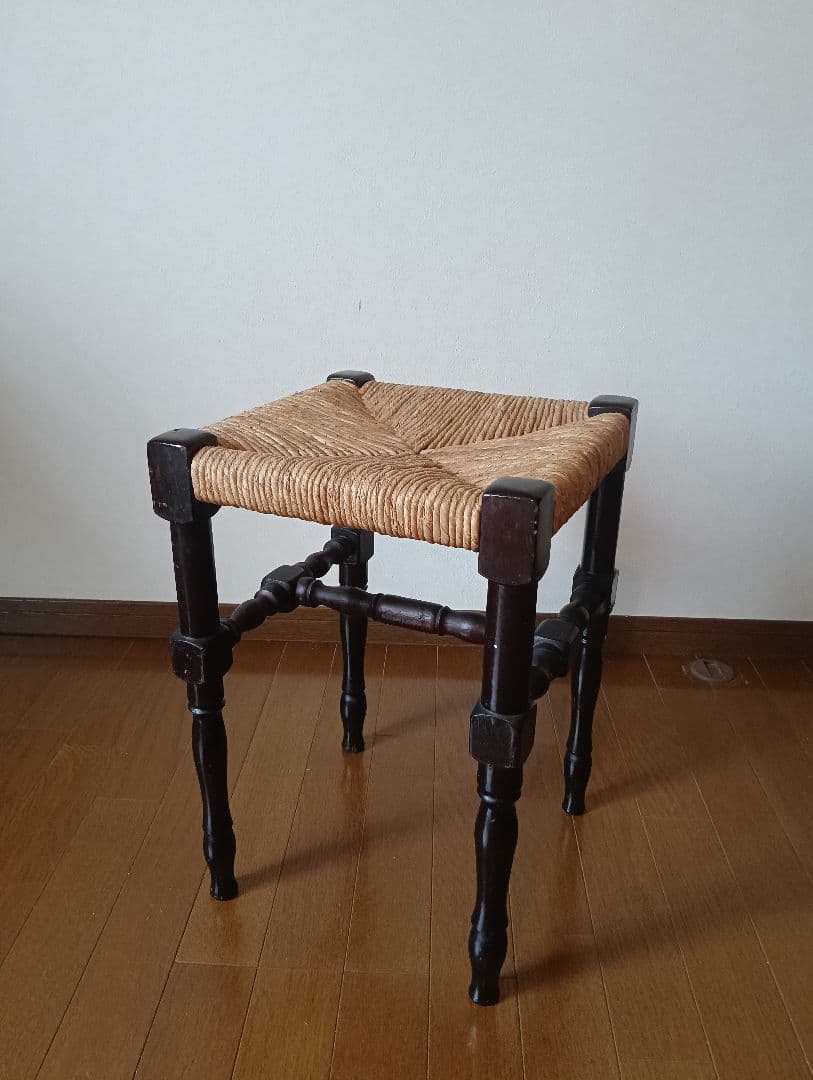 イギリス アンティーク ヴィンテージ ラッシュシート スツール　椅子 手仕事