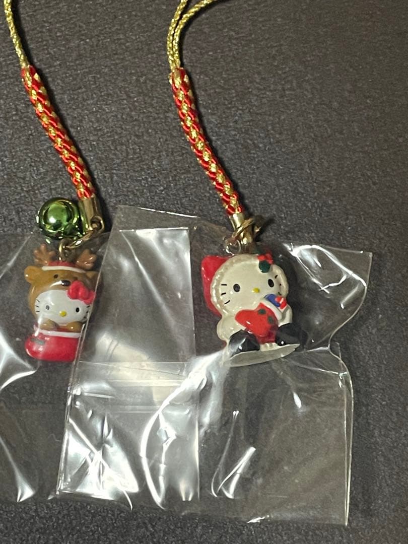 合*3様 レア！ハローキティ クリスマスカンパニー根付け　2個セット