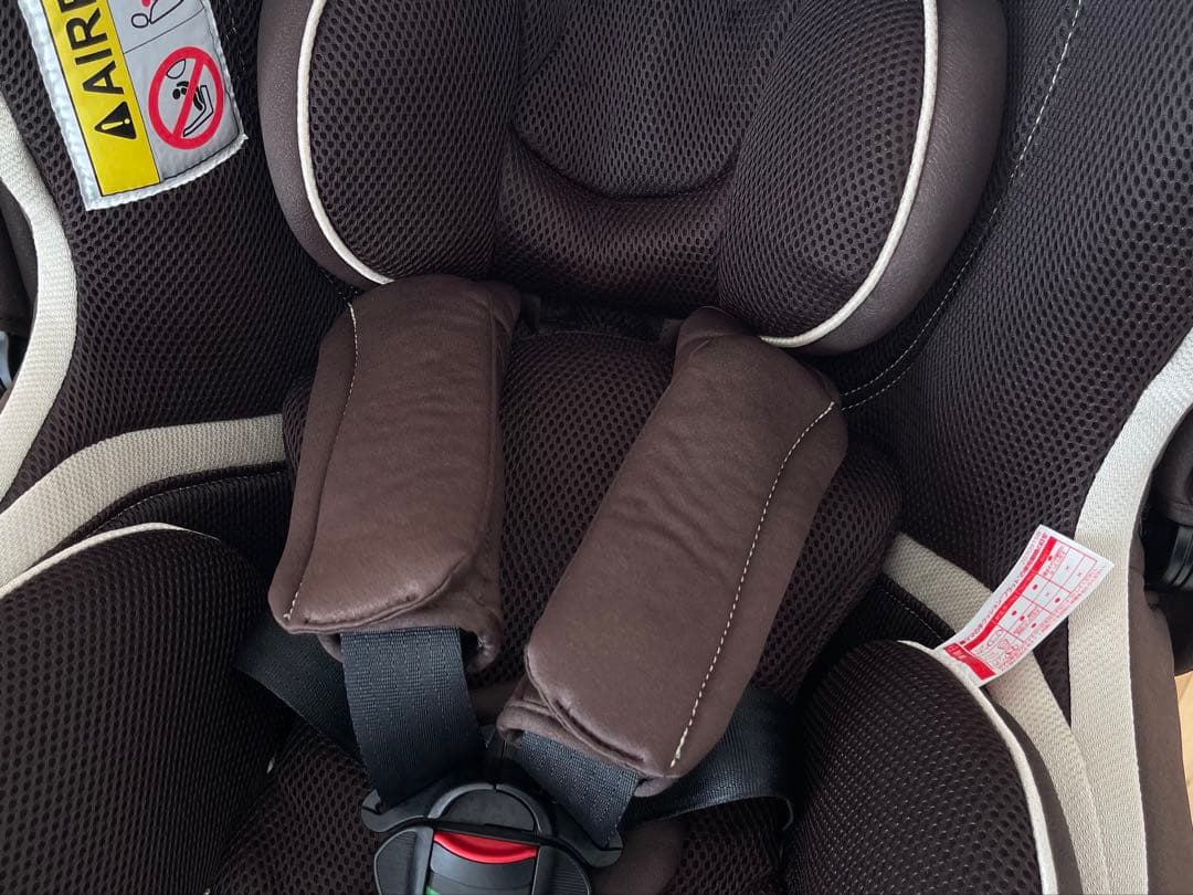 【美品】新生児チャイルドシート エールベベ クルット3iグランス isofix