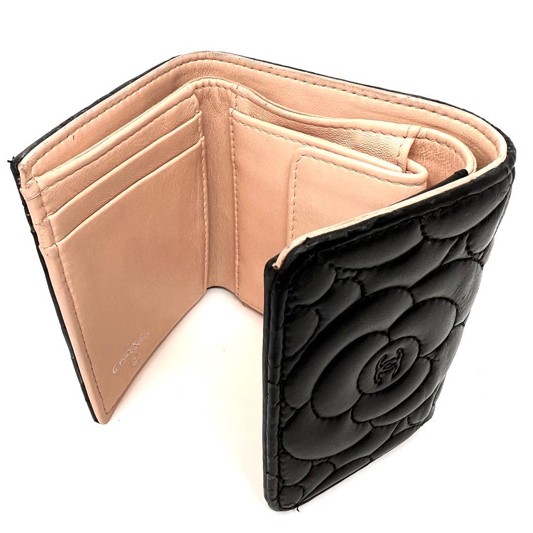 CHANEL シャネル カメリア エンボス 三つ折り財布 コンパクトウォレット