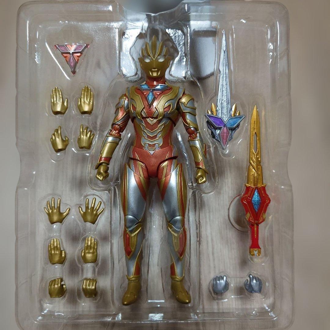 フィギュアーツ　グリッタートリガーエタニティ