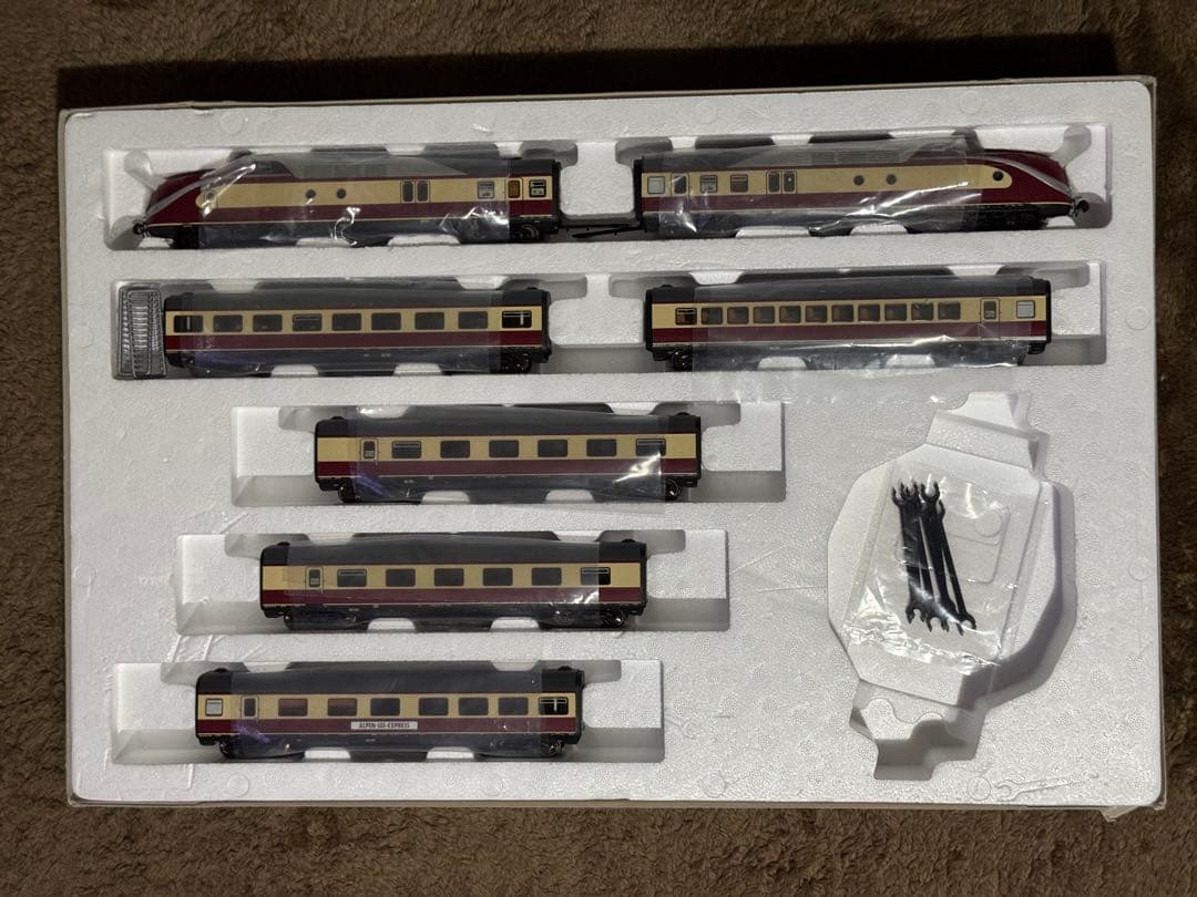 Roco BR 601 ディーゼル列車セット 7両編成