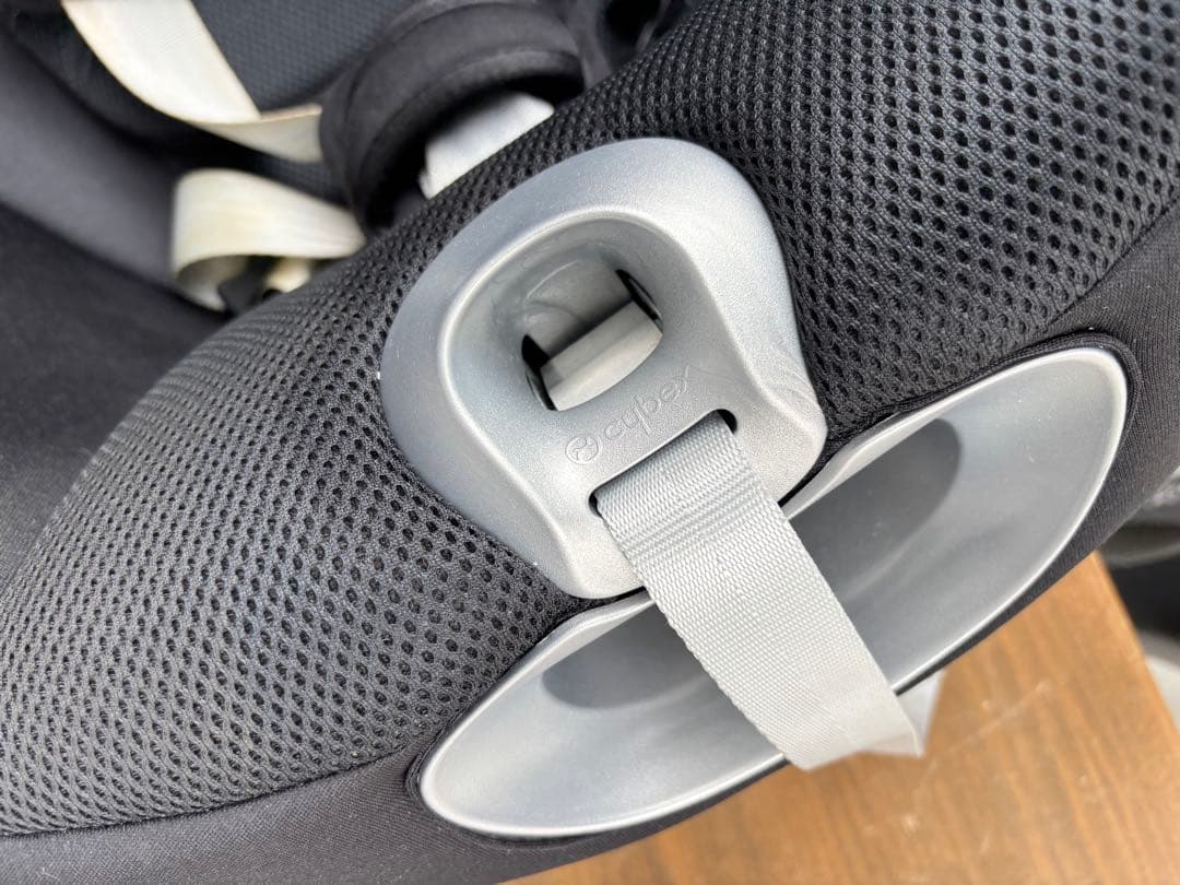 cybex SIRONA T i-Size チャイルドシート ブラック