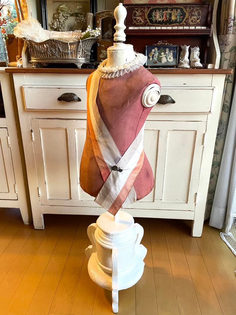 超レア　フランスアンティーク　チャイルドトルソー　ブローチ＆布花付き　たのメル便