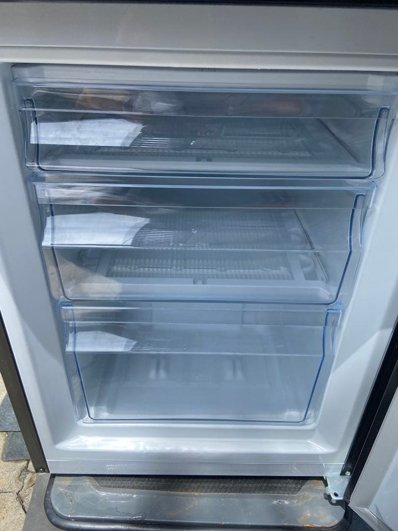 H031訳あり Hisense 2021年製 175L 冷凍冷蔵庫 ブラック