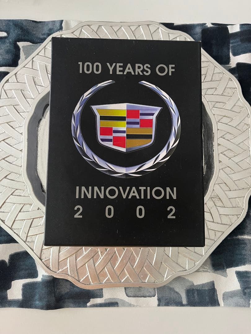 キャデラック　GM100周年ピンバッジセット♡