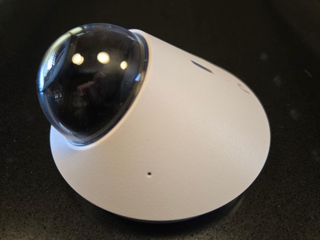 Unifi G4 Dome セキュリティカメラ ホワイト