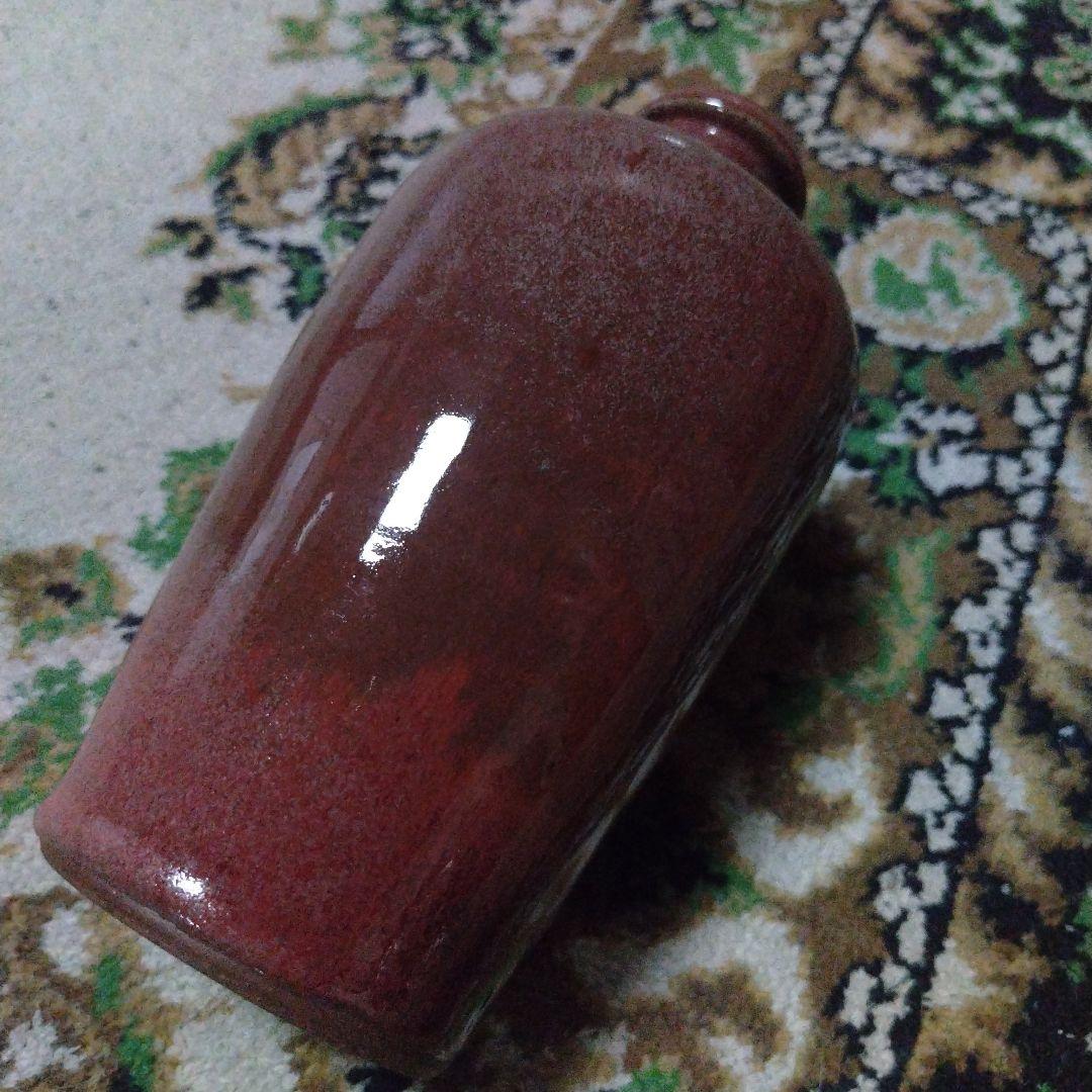 赤土色のハンドル付き陶器瓶　花瓶