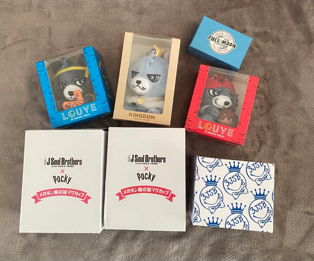 三代目まとめ売り2️⃣☆ØMI 君メイン本日限り特価☆