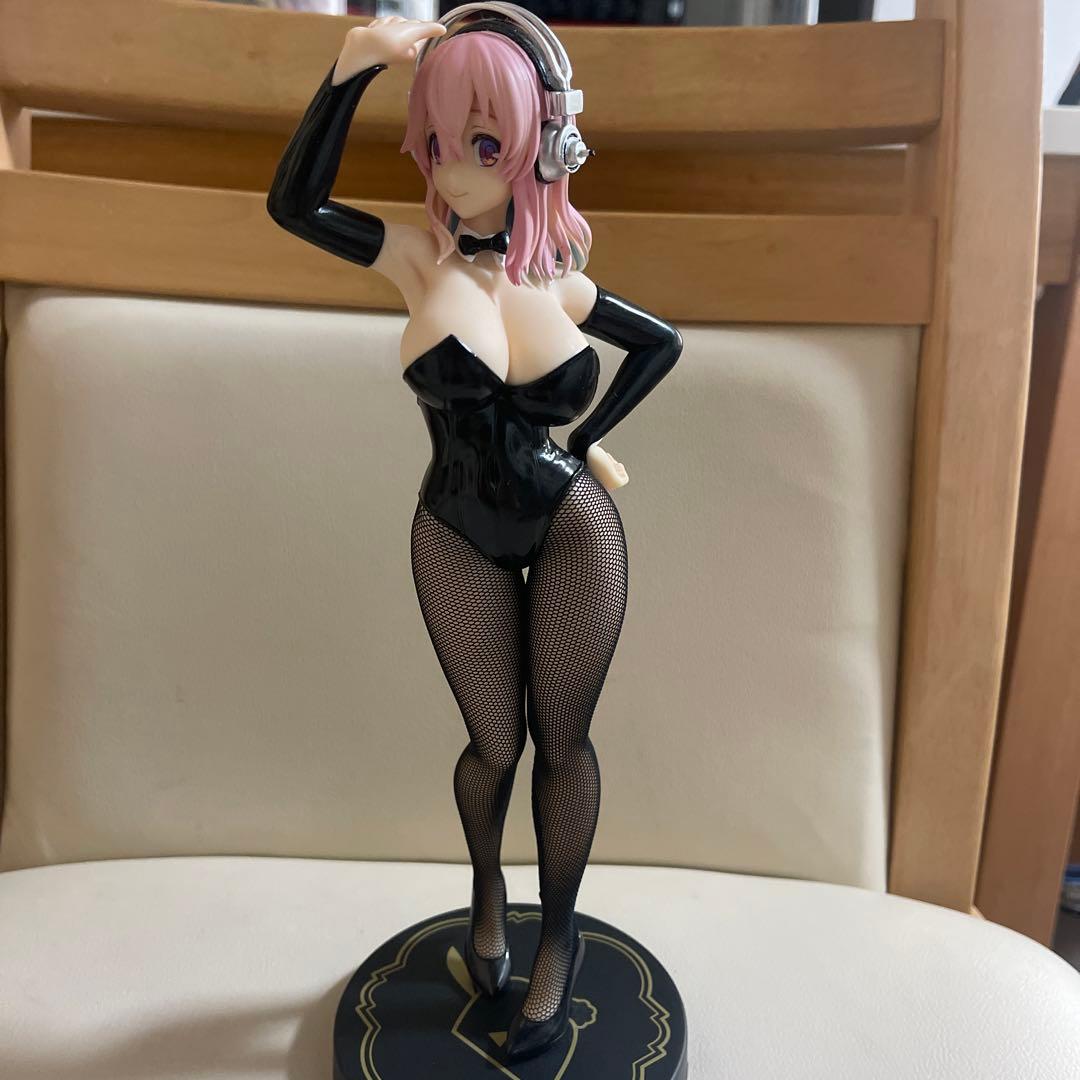 フィギュア　3点