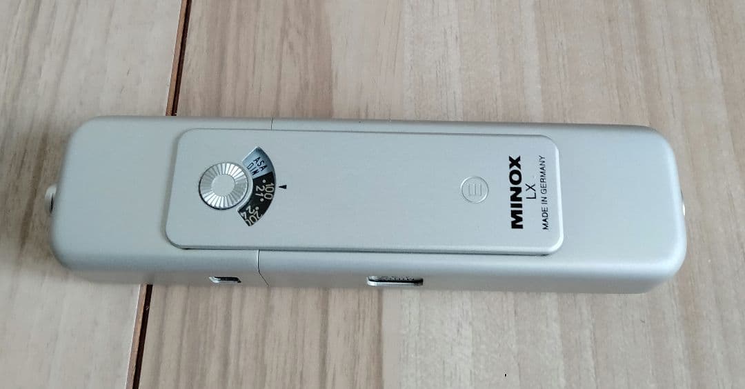 ミノックス・カメラ LX