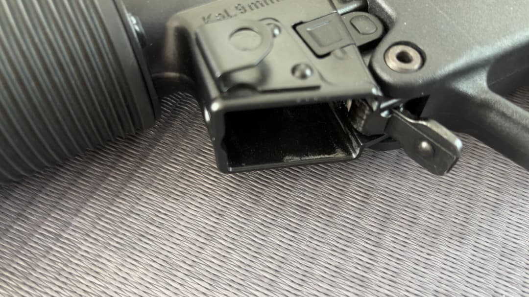 東京マルイ 次世代 MP5SD6 マガジン4本 リポバッテリー2本 XT30