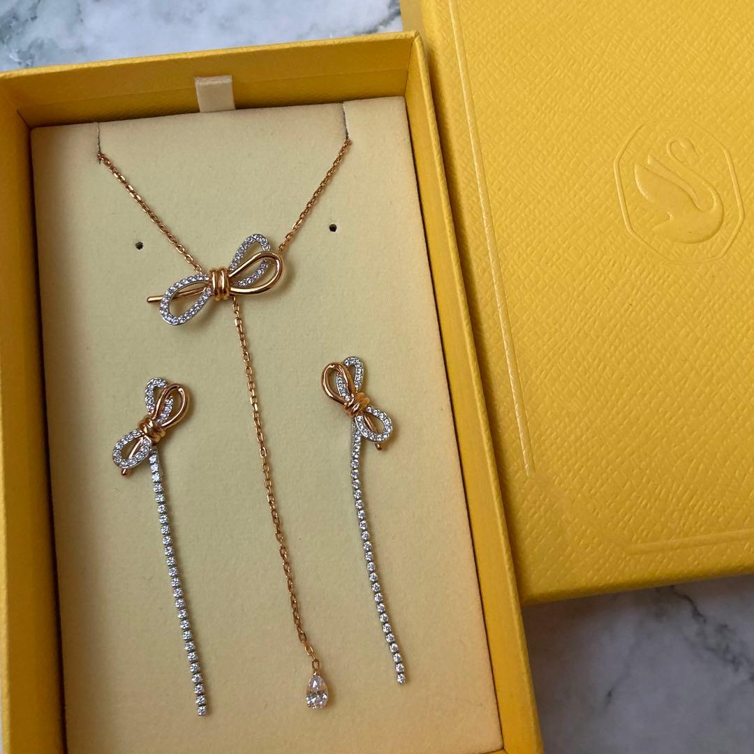 ★swarovski★スワロフスキーLIFELONG BOW ピアス＆ネックレス