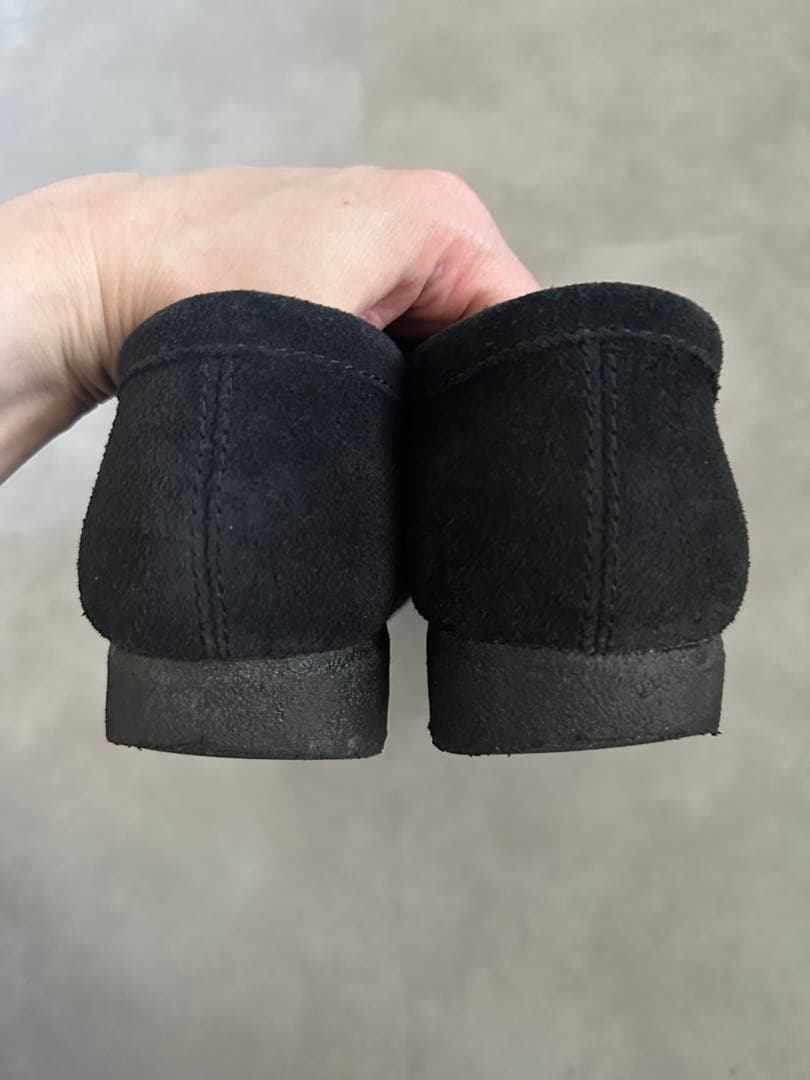 CLARKS ブラック モカシン スエード