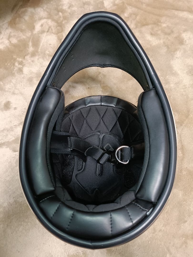 ライズ　フルフェイスヘルメット　Lサイズ　ほぼ未使用　かなり綺麗です。