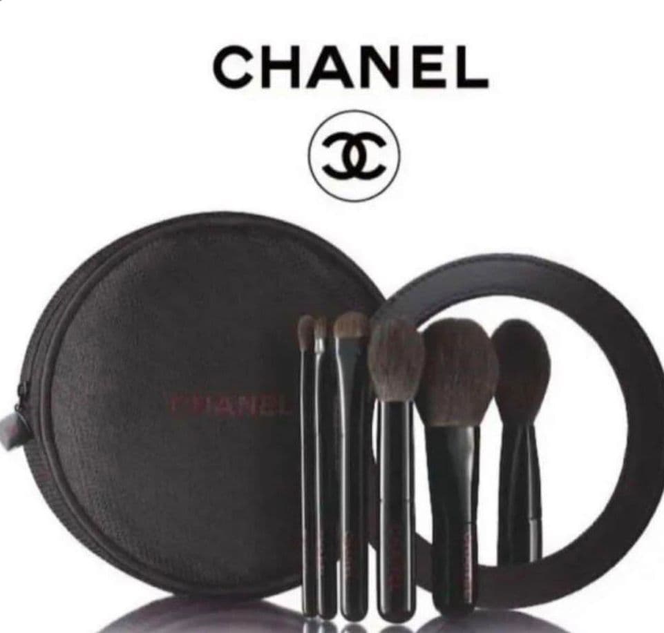 CHANEL （シャネル） メッシュポーチ＆ブラシ＆ミラーセット