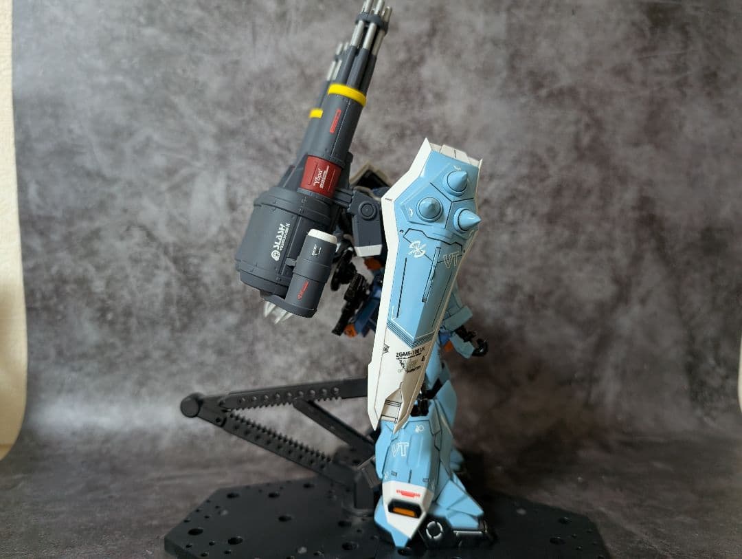 機動戦士ガンダム　MG　1/100　スラッシュザクファントム