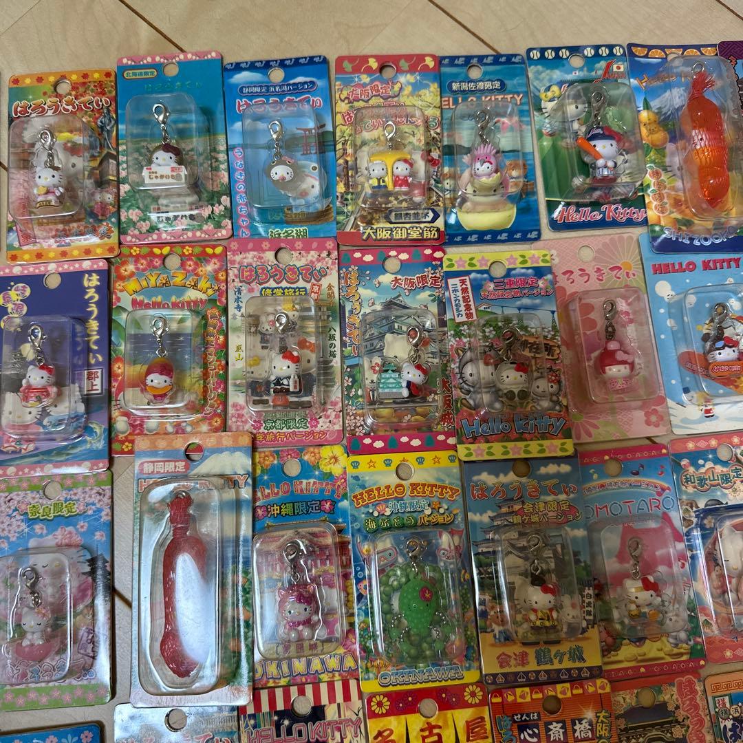 ご当地限定チャーム　55個まとめ売り