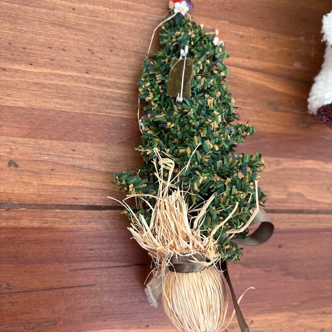 ピンクハウスミニクリスマスツリー 装飾花付き ブローチ約18センチ