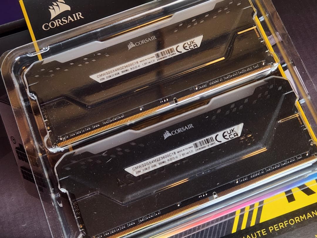 メモリー CORSAIR VENGEANCE RGB PRO 32GB DDR4 3600