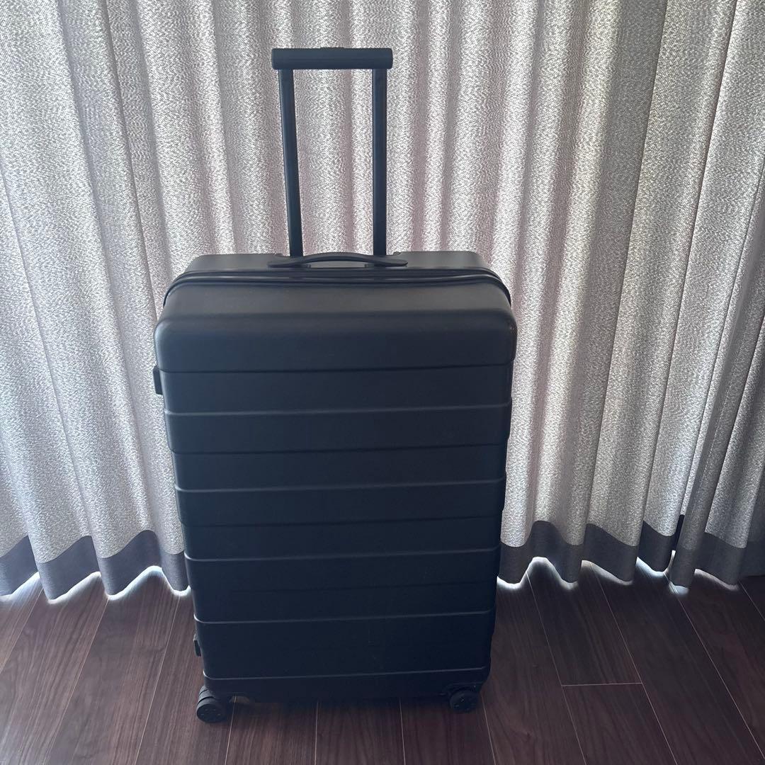 無印良品　黒 キャリーケース 104リットル　TSAロック 4輪　特大