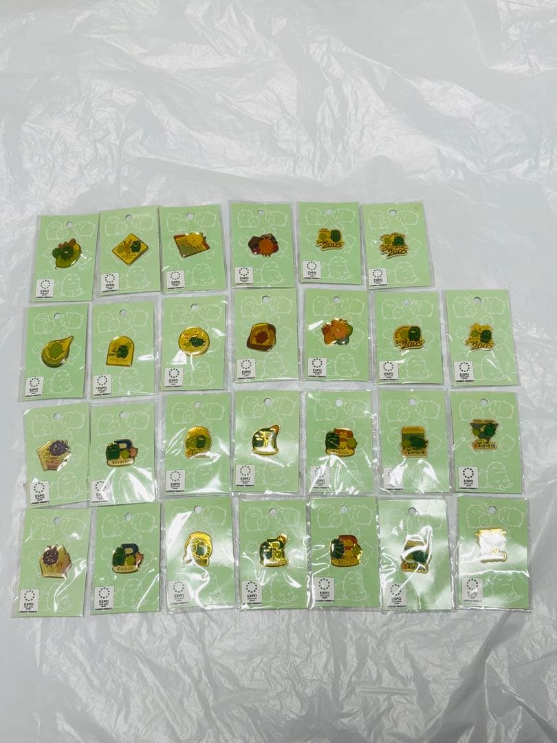 愛・地球博（EXPO 2005 AICHI JAPAN）の記念ピンバッジ