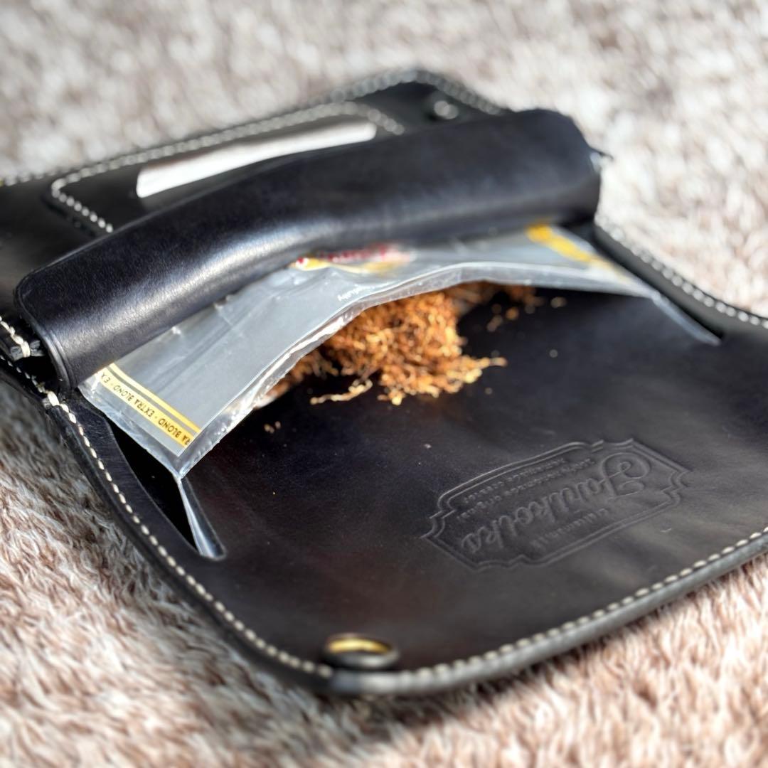 ◎柔らかい二つ折り.スムース革シャグポーチ◎