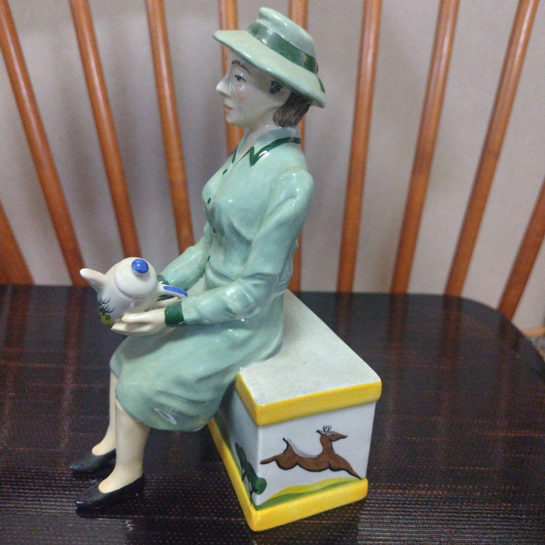 スージークーパー、フィギュア、 マナー・リミテッド・エディションズ No. 31