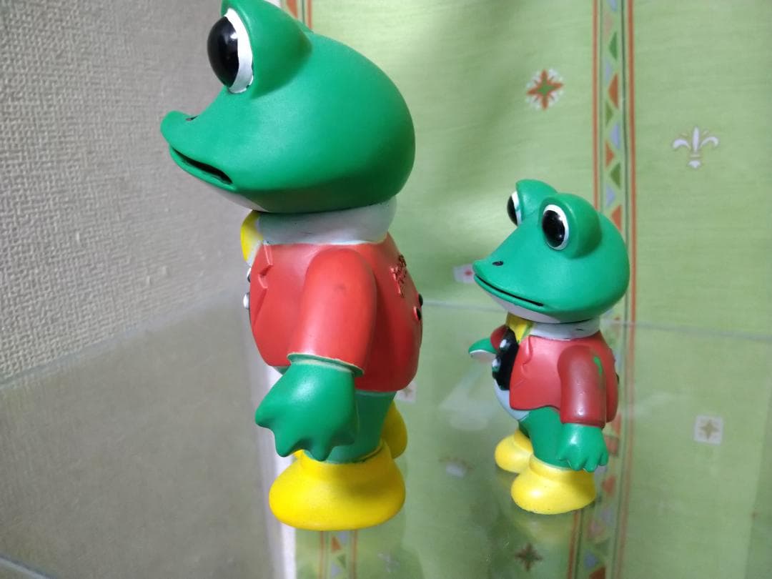 ケロヨン　ソフビ　礼服　大小セット