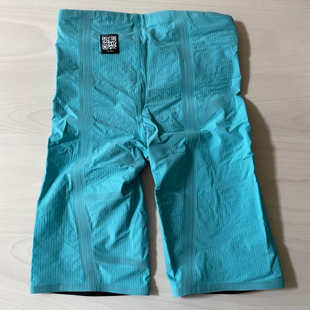 Mizuno 競泳水着 水色　ターコイズ　ブラック