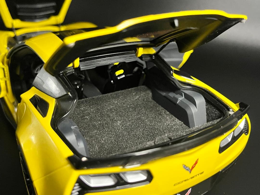 オートアート 1/18 シボレーコルベット C7 Z06