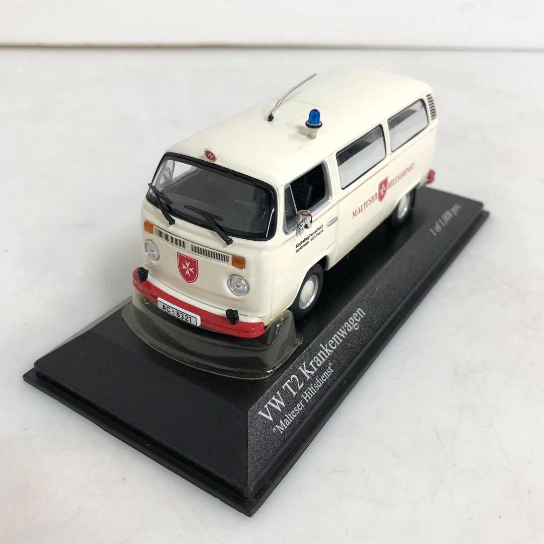 MINICHAMPS フォルクスワーゲン　T2 Krankenwagen