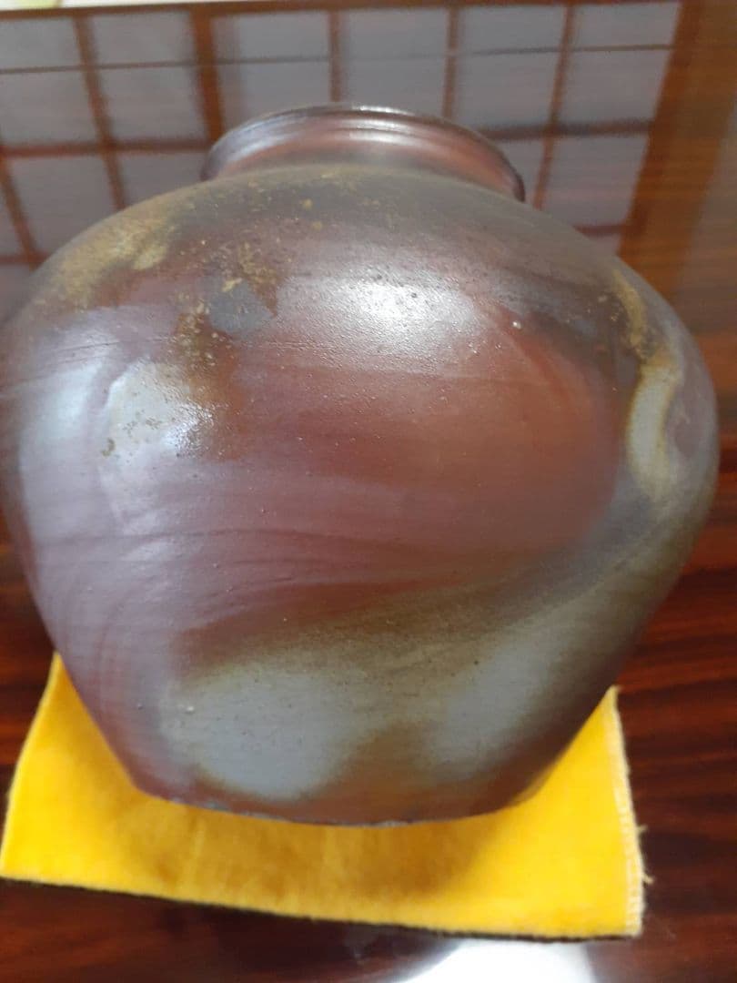 備前焼　壺　鈴木楽川作