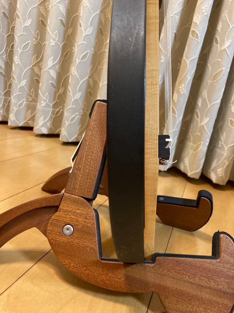 YAMAHA サイレントギター SLG-100N 全ての付属品及びケーブル