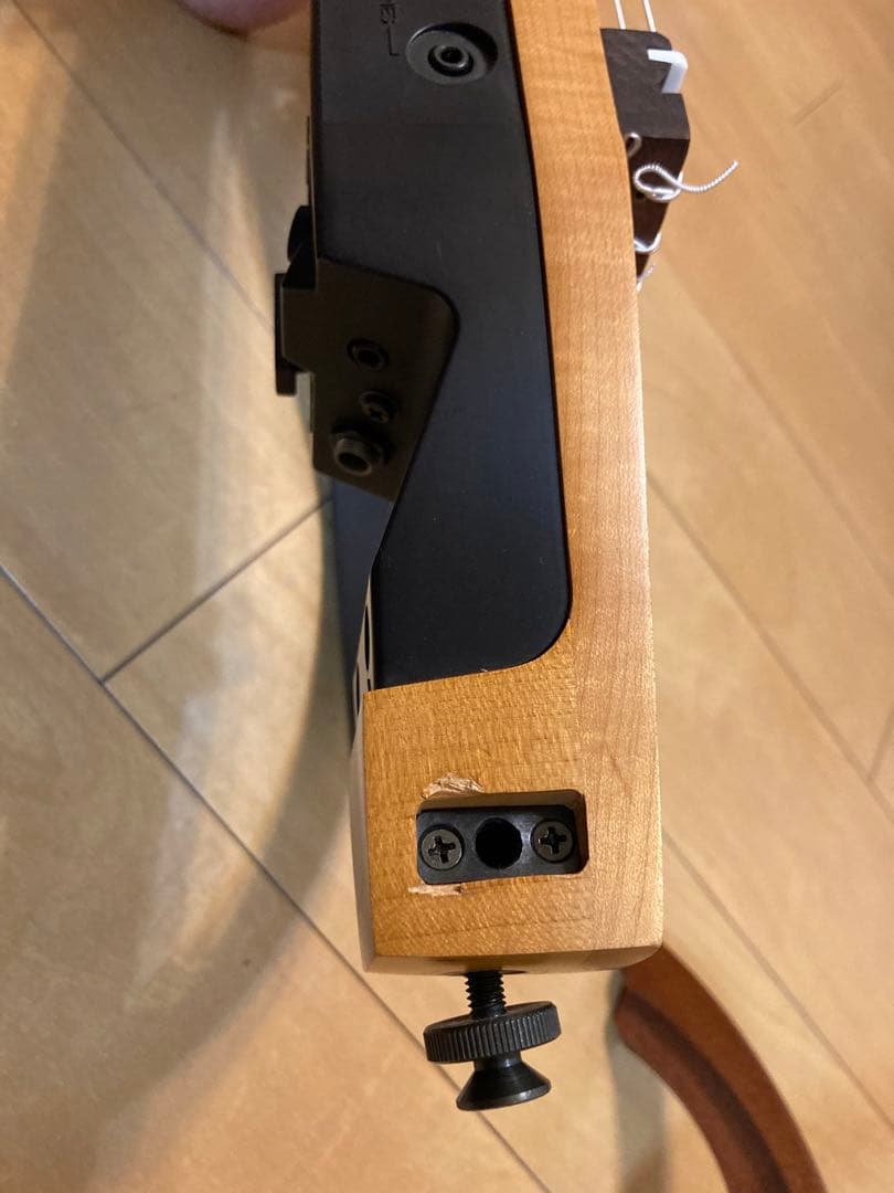 YAMAHA サイレントギター SLG-100N 全ての付属品及びケーブル