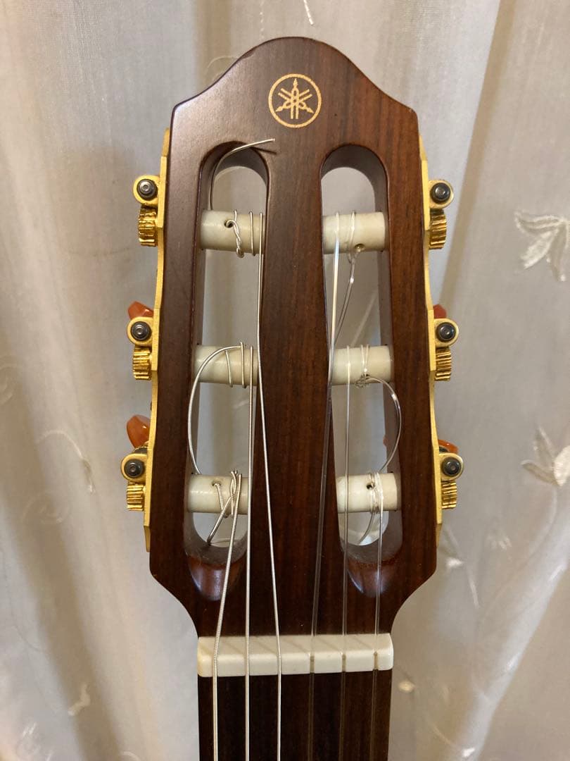 YAMAHA サイレントギター SLG-100N 全ての付属品及びケーブル