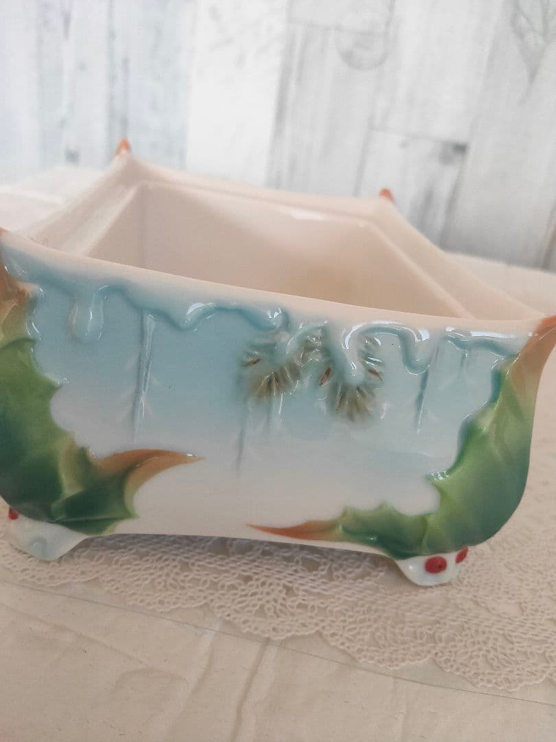 フランツ・ポーセリン ホリデー・ビギニングス シジュウカラ 陶器製 鳥とホリー