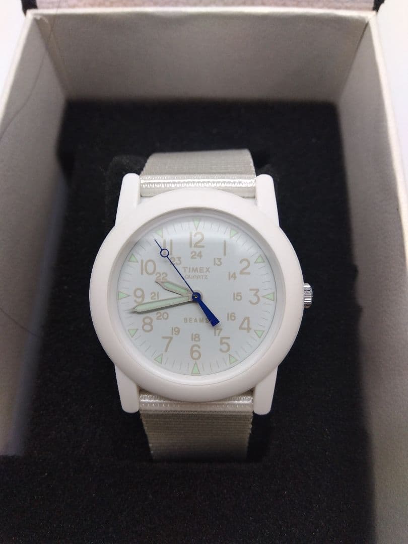 BEAMS　TIMEX タイメックス　キャンパー　ホワイト　腕時計