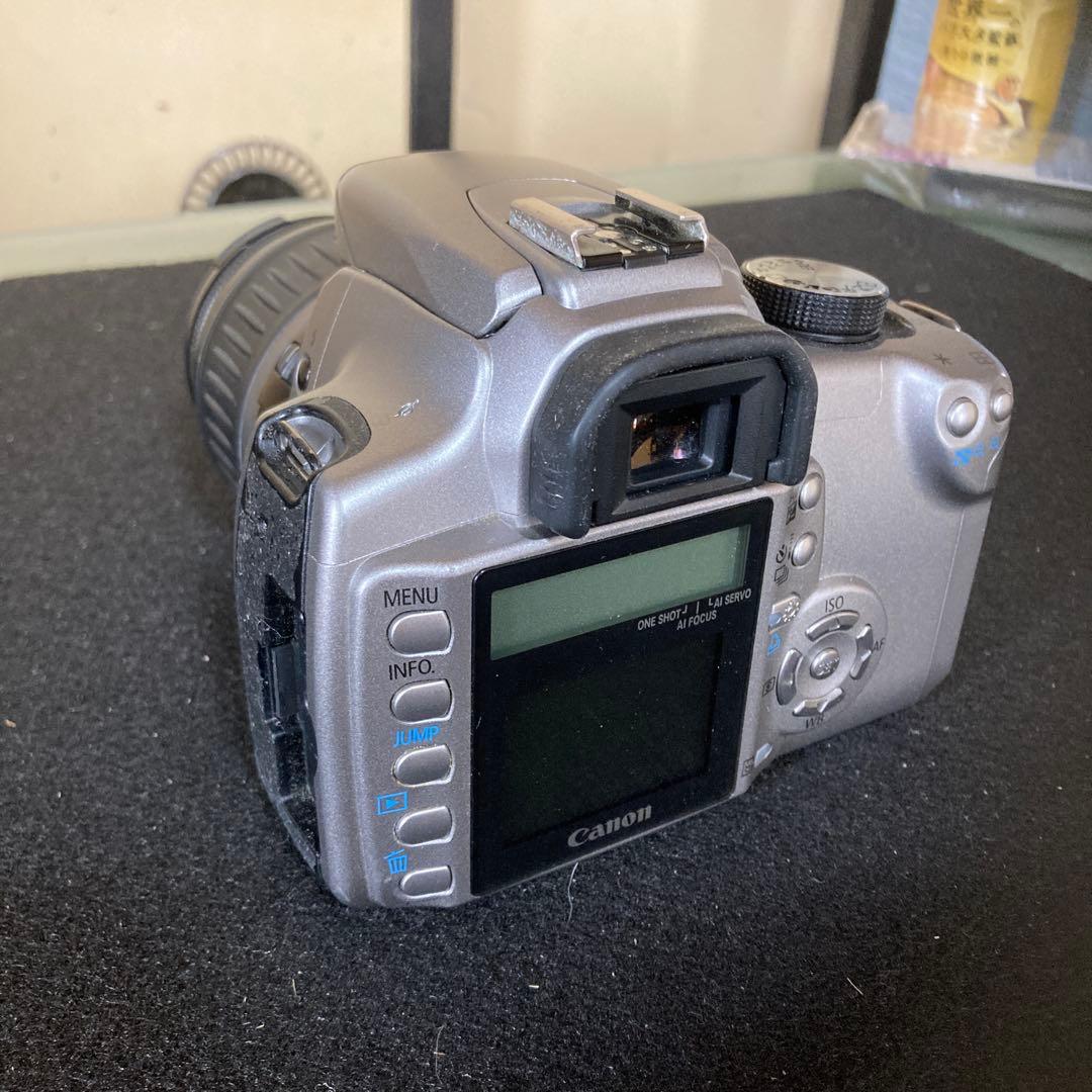 デジタルカメラ シルバー 18-55mmレンズ