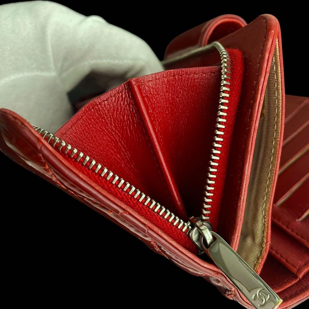 良品✨CHANELシャネル 財布 ダイヤ ココマーク マトラッセ エナメル　赤