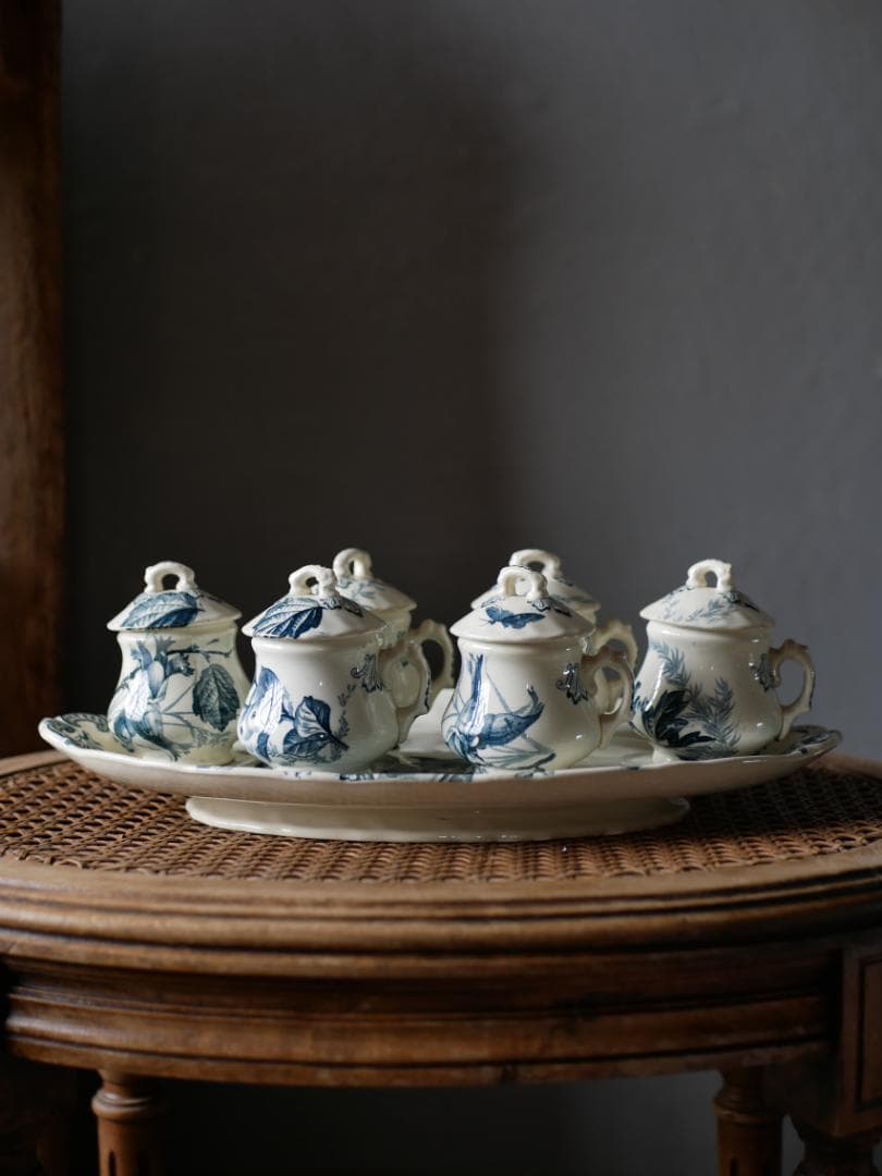 クレイユモントロー　クリームポット6個＋専用皿のフルセット　フランスアンティーク