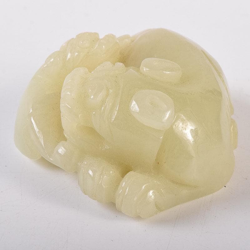 中国　玉石彫刻　神獣　根付　紙鎮　置物　C　8213E